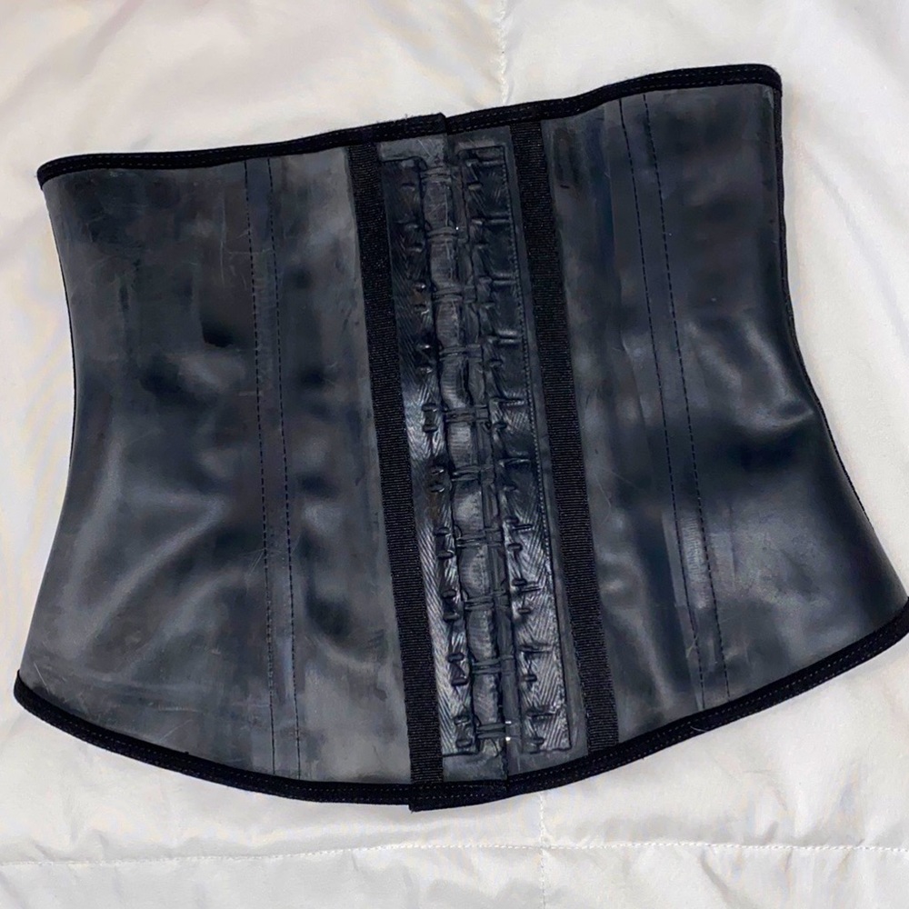 2-Row Hook Closure Latex Waist Trainer Black 2XS Ann Michell